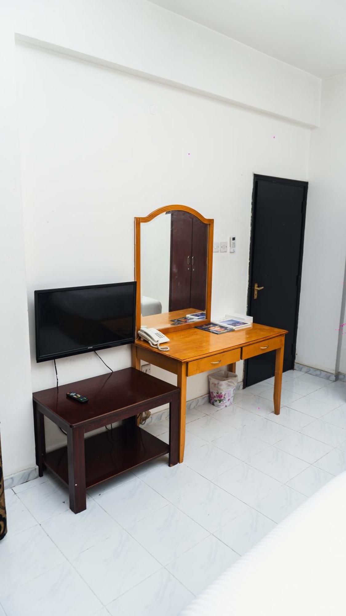 Pan Emirates Hotel Apartments シャルジャ エクステリア 写真