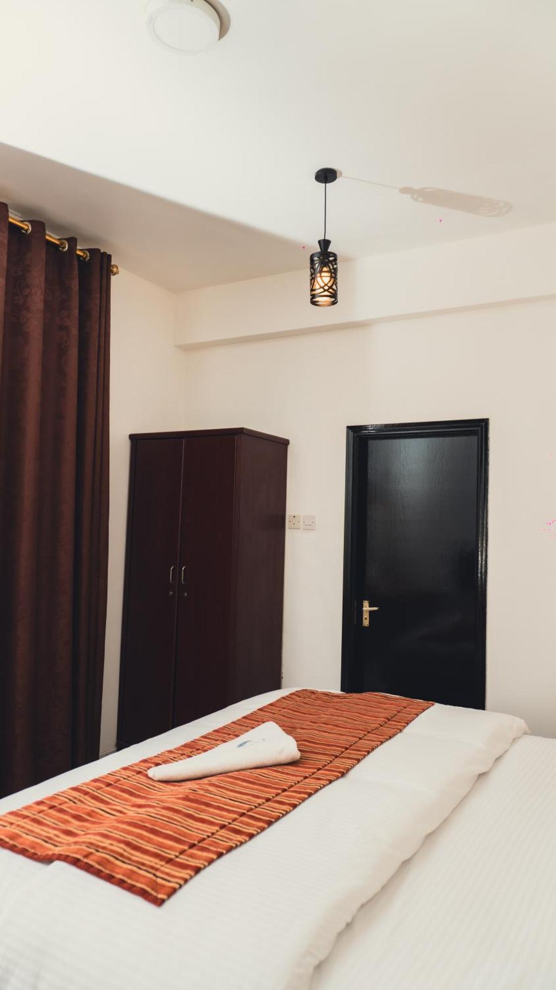 Pan Emirates Hotel Apartments シャルジャ エクステリア 写真