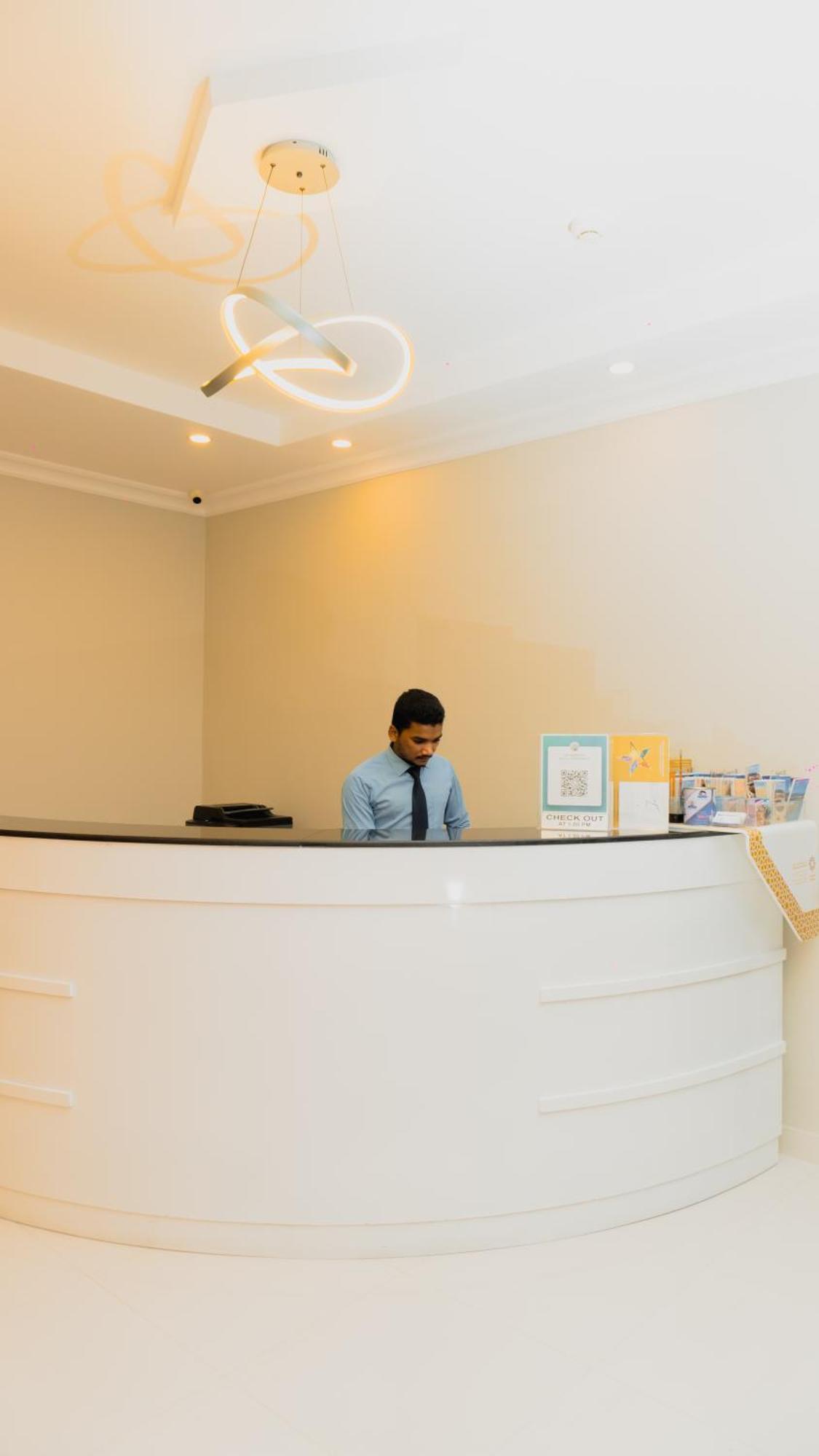 Pan Emirates Hotel Apartments シャルジャ エクステリア 写真